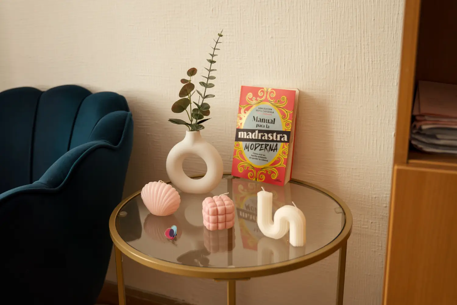 danubia-ser-madrastra